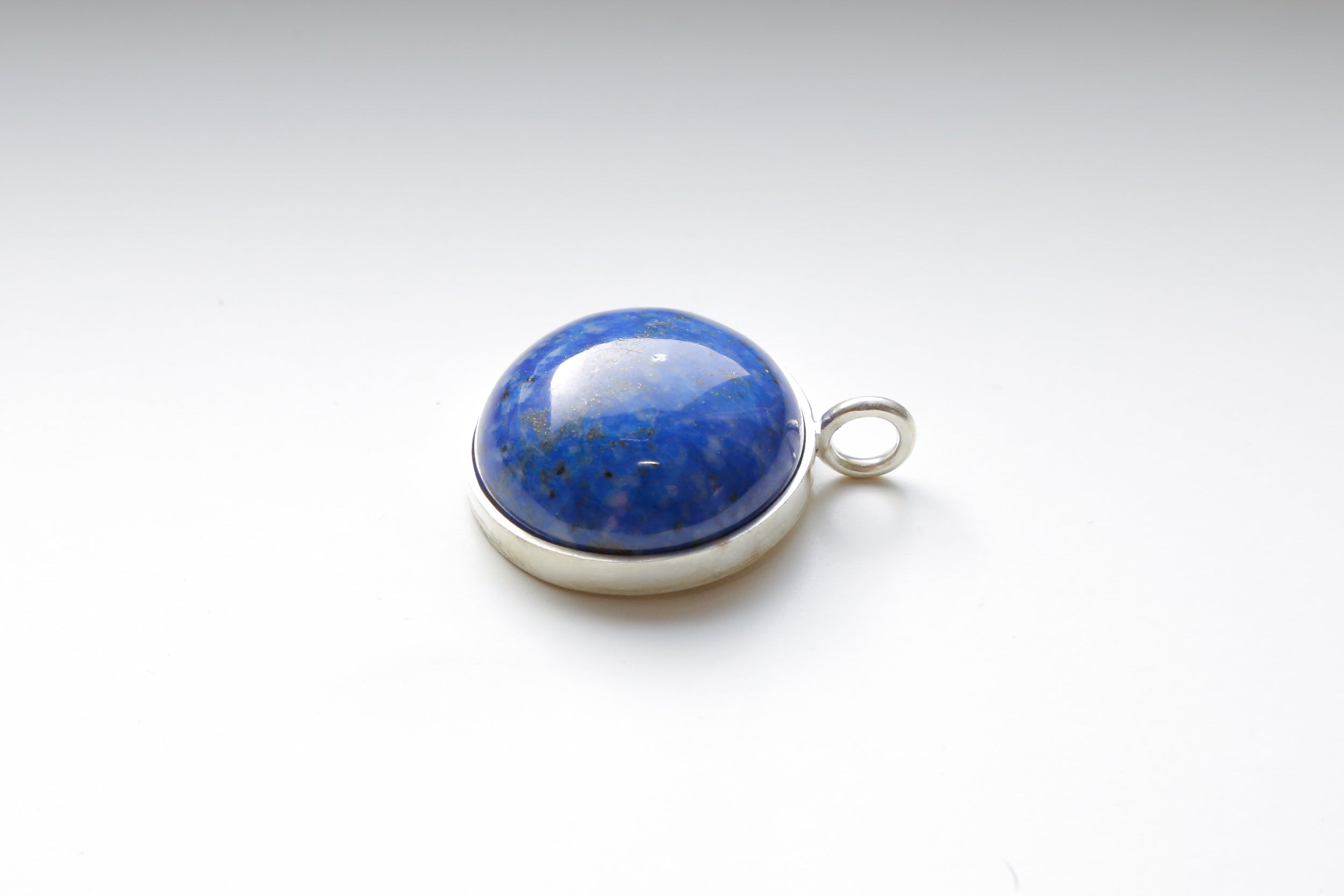 The Sari Sang Lapis Lazuli Pendant - Round Gemstone 30g