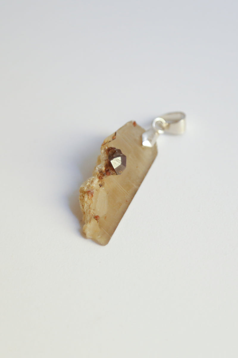 The Eye Quartz Pendant with Garnet - Specimen Class Crystal